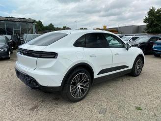 Porsche Macan 4 *PANO - BOSE - NAVI - KAM* picture 8