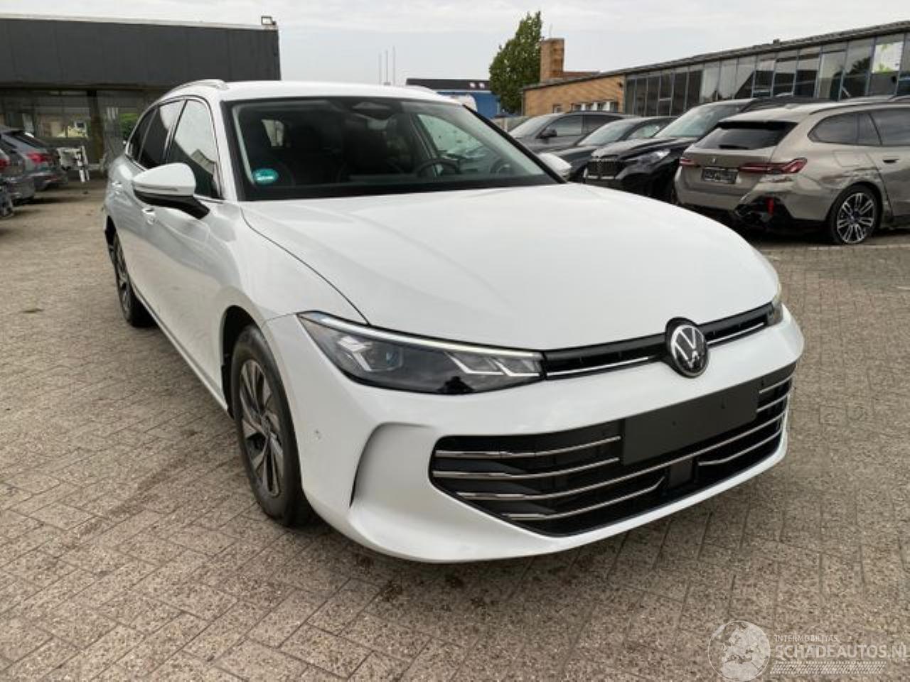Volkswagen Passat Variant Business 2.0 TDI DSG *KAM - AHK*