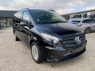 Vaurioauto  passenger cars Mercedes Vito Tourer 116 CDI Pro Lang 9-Sitzer 2023/12