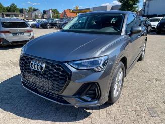 Coche accidentado Audi Q3 Sportback 45 TFSIe S line *NAVI - KAM* 2023/11