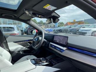 BMW i5 eDrive 40 Touring M Sport Pro *HEAD-UP -PANO* picture 17