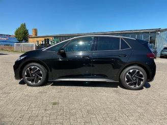 Volkswagen ID.3 Pro Performance Business picture 9