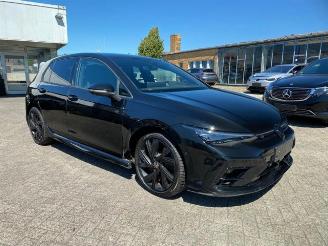 Volkswagen Golf R 4Motion Black Edition *AKRAPOVIC-HEAD-UP* picture 4