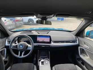 BMW X1 xDrive23d M Sport *HEAD-UP - NAVI - AHK -KAM* picture 16