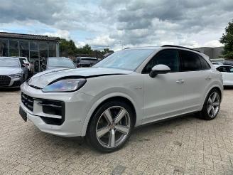 Porsche Cayenne E-Hybrid *HEAD-UP - PANO - NAVI - KAM* picture 4
