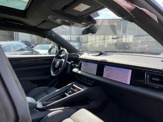 Porsche Macan Turbo *PANO - NAVI - KAM - BOSE* picture 18