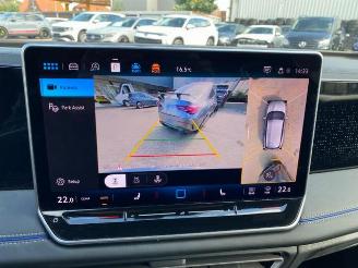 Volkswagen Tiguan 2.0 TDI DSG 4Motion R-Line * KAM - NAVI * picture 17