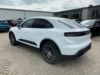 Porsche Macan 4 *PANO - BOSE - NAVI - KAM* picture 4