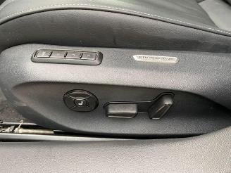 Volkswagen Passat Variant 2.0 TDI DSG Elegance 4Motion picture 16