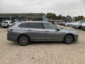 Volkswagen Passat Variant 2.0 TDI DSG Elegance 4Motion picture 7