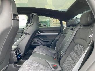 Porsche Taycan Turbo S *PCCB - SOFTCLOSE - PANORAMA* picture 15