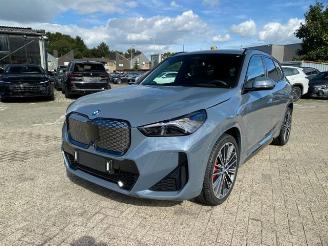 Unfallwagen BMW iX1 eDrive20 M Sport Pro * KAM - HUD - NAV -AHK* 2025/4