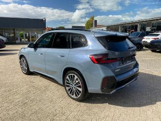 BMW iX1 eDrive20 M Sport Pro * KAM - HUD - NAV -AHK* picture 2