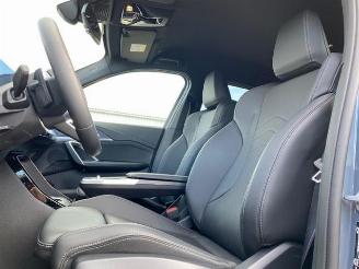 BMW iX1 eDrive20 M Sport Pro * KAM - HUD - NAV -AHK* picture 15