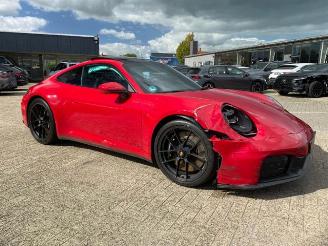 Porsche 911 Carrera 4 GTS T-Hybrid * LIFT - CRONO -BOSE* picture 4