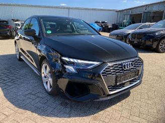 Audi A3 Limousine 35 TFSI S tronic S line *NAVI-KAM* picture 10