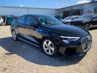 Audi A3 Limousine 35 TFSI S tronic S line *NAVI-KAM* picture 9