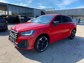 Vaurioauto  passenger cars Audi Q2 35 TFSI S tronic S line * KAM - AHK - NAV * 2023/4