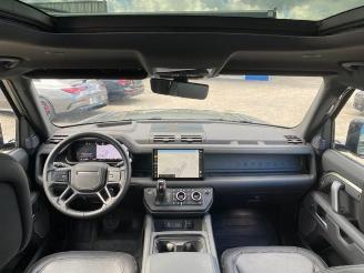 Land Rover Defender P400e X-Dynamic HSE 4WD * HUD - PANO * picture 17