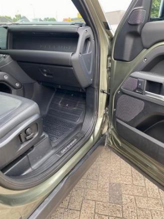 Land Rover Defender P400e X-Dynamic HSE 4WD * HUD - PANO * picture 13