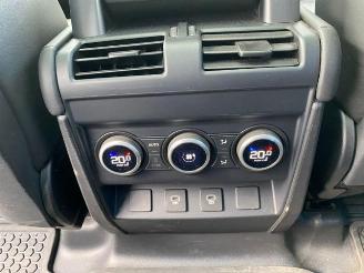 Land Rover Defender P400e X-Dynamic HSE 4WD * HUD - PANO * picture 16