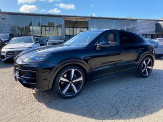 Porsche Cayenne Coupe E-Hybrid * HUD - KAM - PANO - NAV* picture 9
