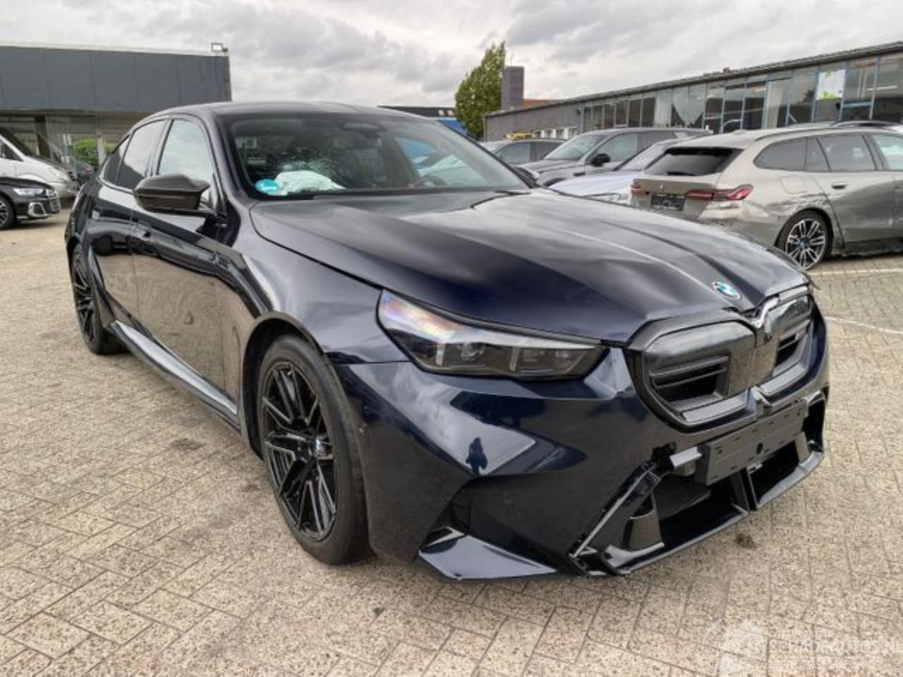 BMW M5 *HEAD-UP - KERAMIK - CARBON-PAKET -B&W*
