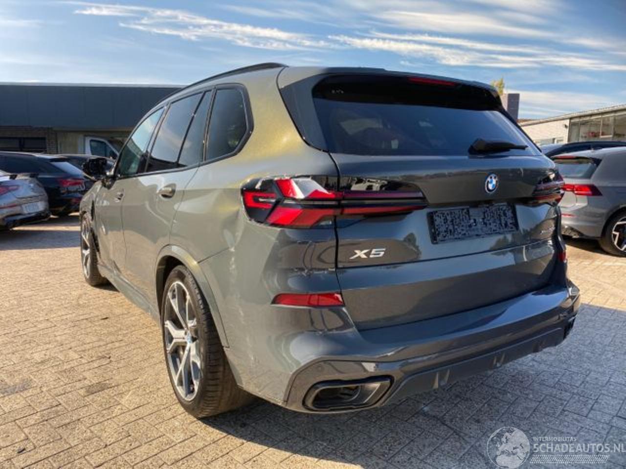 BMW X5 xDrive50e M Sport Pro * HUD - KAM - H&K *