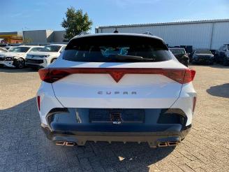 Cupra Formentor VZ e-Hybrid 200kW * AHK - KAM - NAV * picture 6