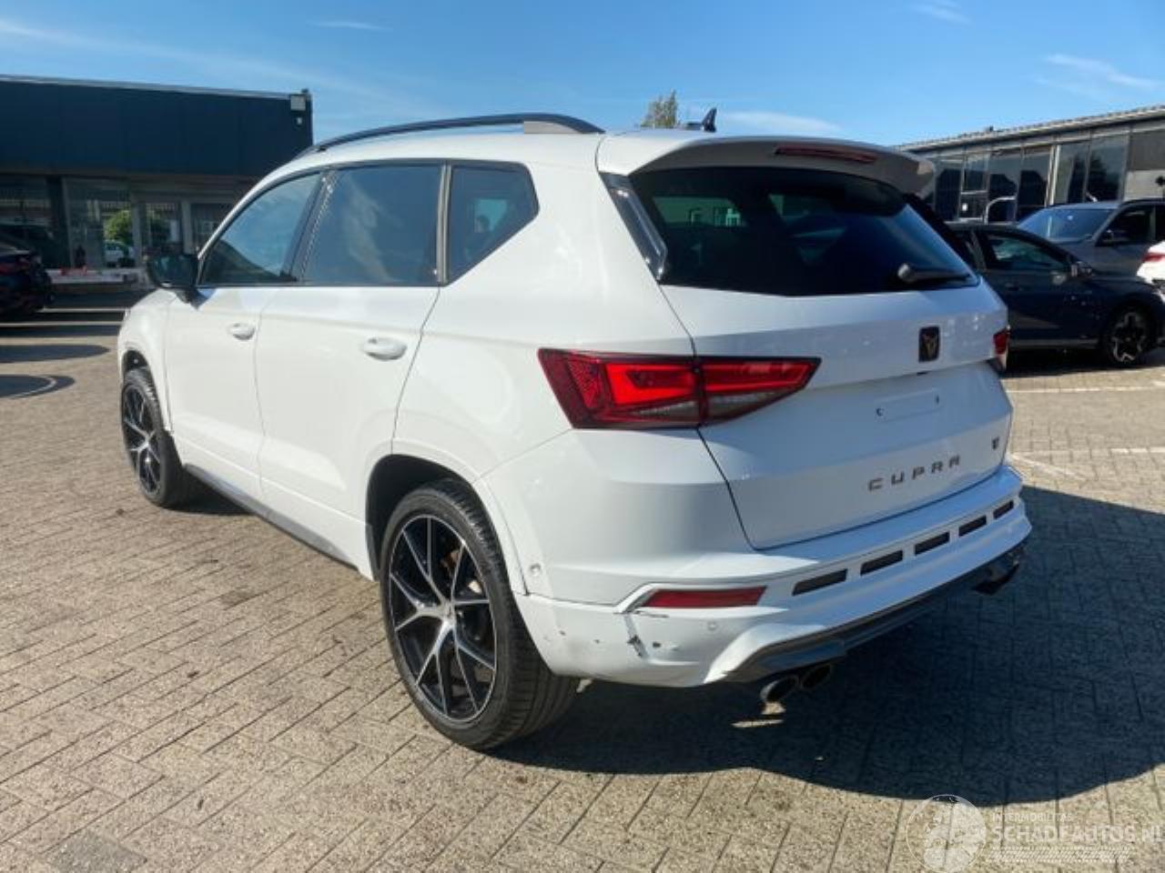 Cupra Ateca 2.0 TSI 4Drive DSG * PANO - KAM - NAV *