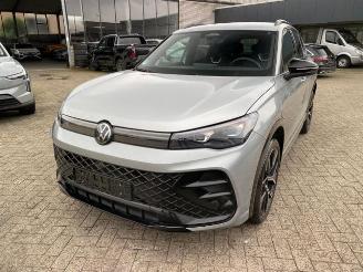 Auto incidentate Volkswagen Tiguan 1.5 TSI eHybrid R-Line * KAM - AHK - NAV* 2025/7