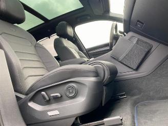 Volkswagen Touareg R * PANO - AHK - KAM * picture 21