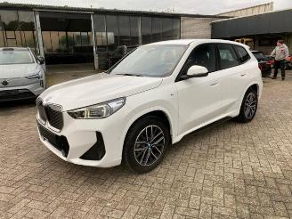 BMW iX1 eDrive20 M Sport *NAVI - KAM* picture 8