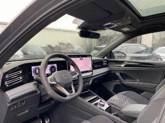 Volkswagen Tiguan 2.0 TSI DSG 4Motion R-Line *HEAD-UP-PANO* picture 19