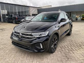 Voiture accidenté Volkswagen T-Roc 1.5 TSI DSG R-Line *KAM - NAV - LED* 2024/1