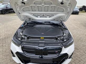 BMW i5 M60 xDrive Touring *HEAD-UP - PANO - AHK* picture 13