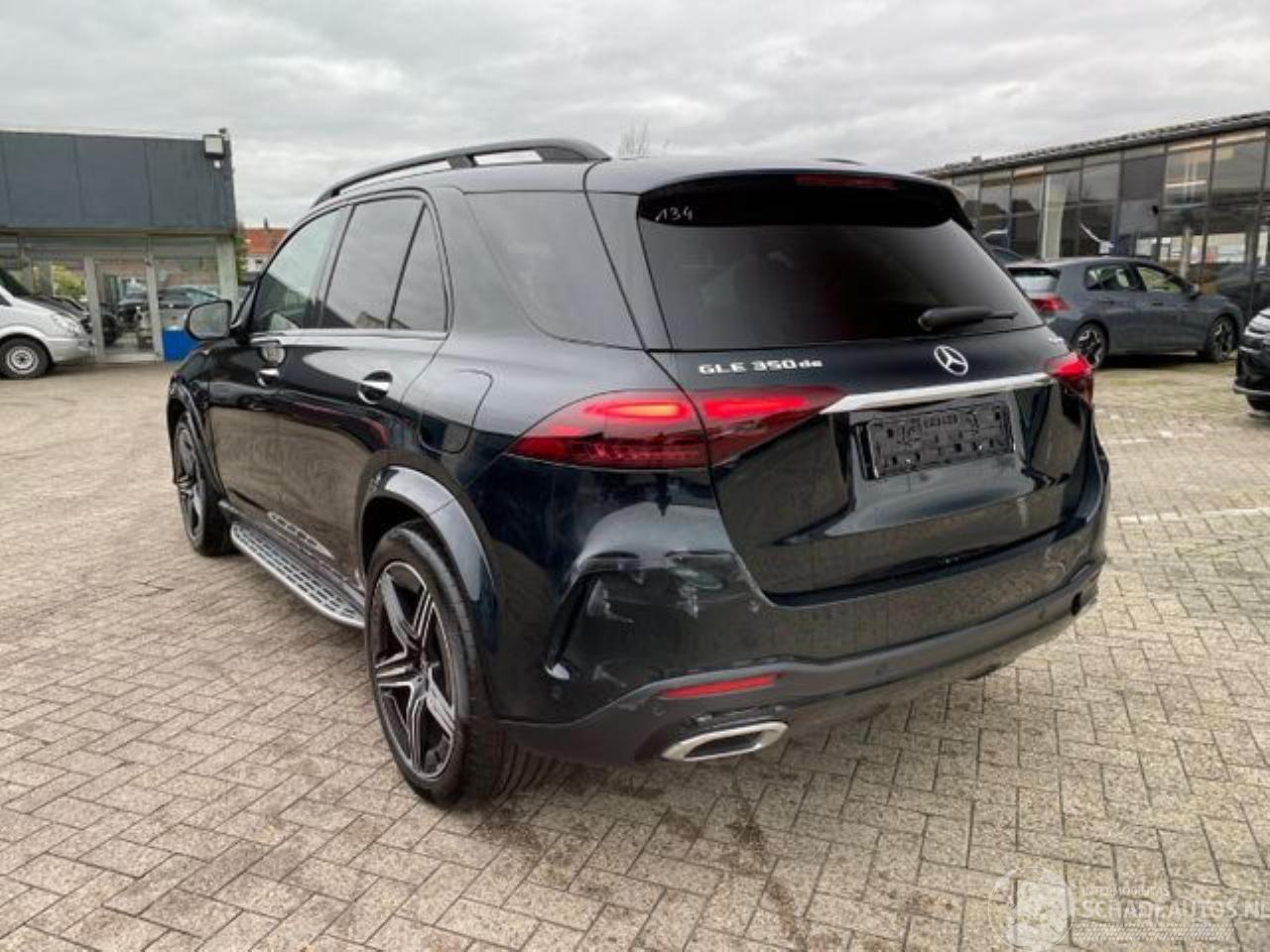 Mercedes GLE 350de 4Matic AMG Line *HEAD-UP - PANO - AHK*
