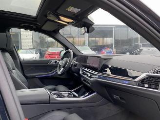 BMW X5 xDrive40d M Sport Pro *HEAD-UP - PANO - AHK* picture 18