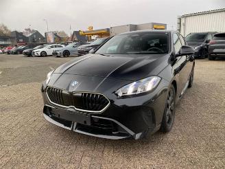 Schadeauto BMW 1-serie  2025/4