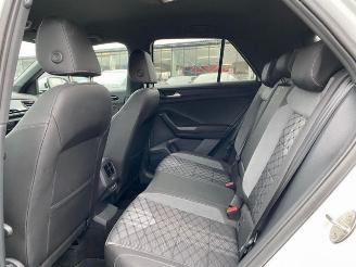 Volkswagen T-Roc 1.5 TSI DSG R-Line *NAVI - KAM - AHK* picture 19