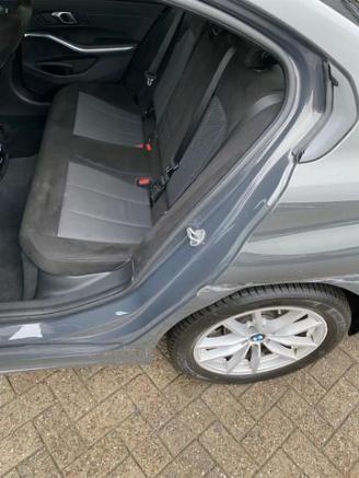 BMW 3-serie 20d M Sport Sport-Aut.*HEAD-UP - 60KAM - NAVI* picture 13