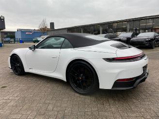 Porsche 911 Carrera 4 GTS T-Hybrid Cabrio *BURMESTER* picture 4