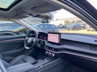 Skoda Superb Combi 1.5 TSI iV L&K *HEAD-UP - PANO-AHK* picture 24