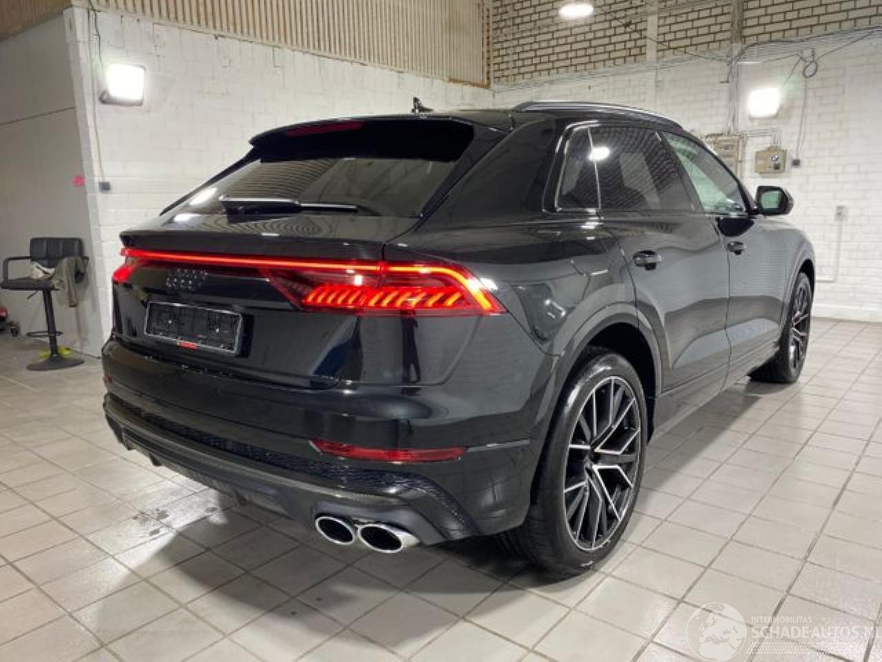 Audi SQ8 4.0 TFSI quattro HUD/360/AHK/Pano/StandHzg