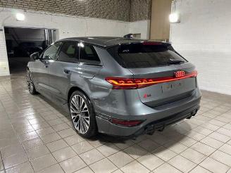 Auto incidentate Audi S6 e-tron Avant quattro 370kW HUD/360/PANO/AHK 2025/9
