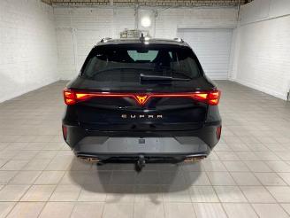 Cupra Leon VZ SP 1.5 e-Hybrid 200kW AHK/KAM/NAVI picture 10