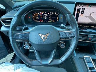 Cupra Leon VZ SP 1.5 e-Hybrid 200kW AHK/KAM/NAVI picture 18