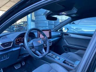 Cupra Leon VZ SP 1.5 e-Hybrid 200kW AHK/KAM/NAVI picture 12