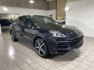 Porsche Cayenne E-Hybrid Coupe Platinum Edition picture 3