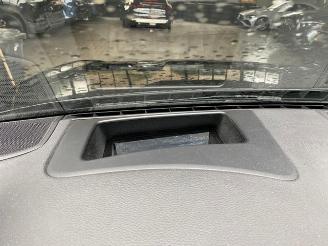 Porsche Cayenne E-Hybrid Coupe Platinum Edition picture 20